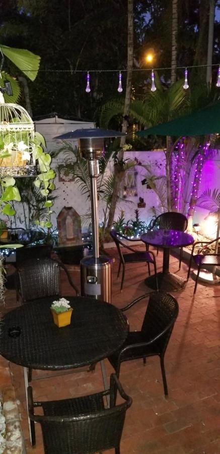 艺术之家酒店 基韋斯特 外观 照片